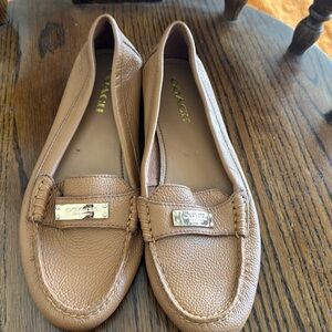 Coach Women's Tan Loafers/excellent condition